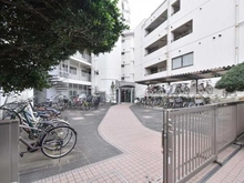 【東京都/杉並区井草】井草サマリヤマンション 駐輪場