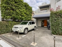 【東京都/杉並区和泉】明大前パーク・ホームズ 駐車場