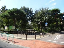 【東京都/杉並区浜田山】ライオンズヴィアーレ浜田山 区立柏宮公園（現地より約700m）