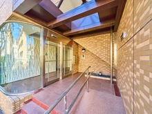 【東京都/杉並区阿佐谷北】ホームズ杉並阿佐ヶ谷 エントランス