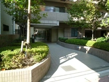 【東京都/杉並区西荻北】サンヴェール西荻窪 アプローチ