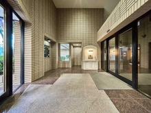 【東京都/杉並区西荻北】ベルテ西荻窪 エントランス