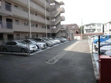 【東京都/練馬区桜台】氷川台南パーク・ホームズ 駐車場