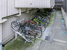 【東京都/杉並区和泉】イニシアイオ杉並和泉 駐輪場