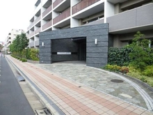 【東京都/杉並区桃井】プレサンスロジェ荻窪桃井 エントランス