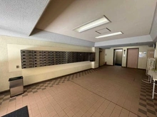 【東京都/杉並区西荻北】ライオンズマンション西荻第2 エントランス