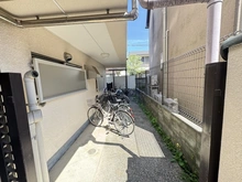 【東京都/杉並区堀ノ内】明和堀の内マンション 駐輪場