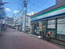 【東京都/杉並区方南】モナークマンション第2方南 ファミリーマート方南二丁目店（現地より約200m）：