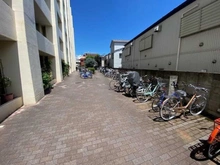 【東京都/目黒区中央町】東建マンション学芸大 駐輪場
