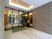 【東京都/文京区本郷】パークホームズ本郷東大前 エントランス：オートロックシステム