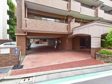 【東京都/渋谷区代々木】アールヴェール代々木 エントランス
