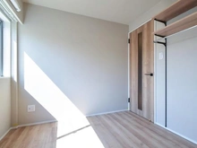 【東京都/新宿区高田馬場】エスカイア高田馬場 洋室