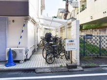 【東京都/新宿区高田馬場】エスカイア高田馬場 駐輪場