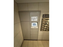 【東京都/江戸川区東小松川】イニシア船堀 宅配BOX