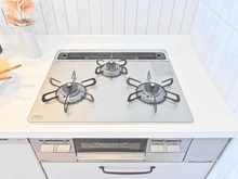 【東京都/世田谷区野沢】日生野沢マンション キッチン：三口コンロ