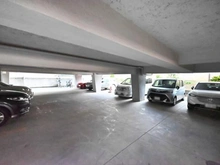 【東京都/世田谷区野沢】日生野沢マンション 駐車場