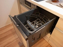 【東京都/目黒区目黒本町】マンションニュー目黒 キッチン：食器洗浄乾燥機