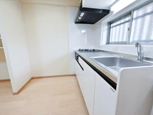 【東京都/目黒区青葉台】総和ビラ青葉台 キッチン