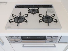 【東京都/目黒区中町】ジェイパーク目黒祐天寺 キッチン：三口コンロ