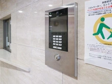 【東京都/目黒区中町】ジェイパーク目黒祐天寺 エントランス：オートロックシステム