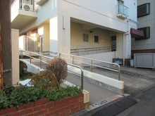 【東京都/世田谷区下馬】下馬スカイマンション アプローチ