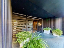 【東京都/世田谷区三軒茶屋】レグノ・スイート三軒茶屋 エントランス