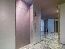 【東京都/渋谷区松濤】モデルノ・トッレ松濤 共用部：エレベーターホール