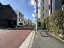【東京都/目黒区目黒本町】リストレジデンス目黒本町 前面道路