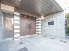 【東京都/世田谷区野沢】アデニウム学芸大学 アプローチ