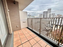 【東京都/世田谷区下馬】パーク・コート学芸大学 バルコニー