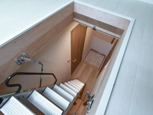 【東京都/板橋区成増】ライオンズマンション西高島平第二 小屋根裏収納