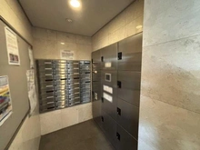 【東京都/練馬区土支田】エクセレント光が丘 宅配BOX：奥：メールBOX