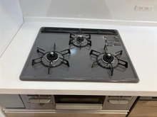 【東京都/板橋区熊野町】大山コーポサンキョー キッチン：三口コンロ