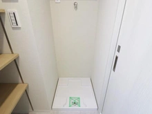 【東京都/板橋区蓮沼町】ウィンベルコーラス蓮沼 洗濯パン