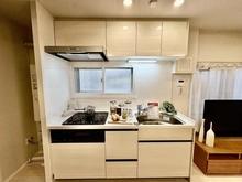 【東京都/練馬区桜台】桜台マンション キッチン：※家具調度品等は販売価格に含まれません。