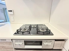 【東京都/練馬区春日町】レーベン練馬春日町GRAN WARD TERRACE キッチン：コンロ