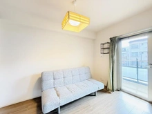 【東京都/練馬区春日町】レーベン練馬春日町GRAN WARD TERRACE 洋室：洋室約5帖
家具調度品は価格に含まれません。