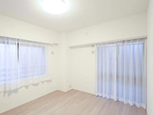 【東京都/練馬区貫井】ロイヤルシャトー中村橋 洋室