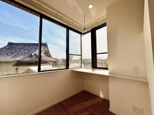 【東京都/中野区江古田】ベルテ中野江古田 A棟 リビング：ワークスペースとしてご利用いただけます