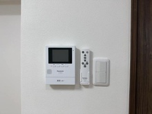 【東京都/練馬区中村】メゾン万里中村 TVモニター付きインターホン