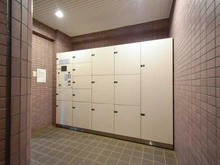【埼玉県/新座市新堀】ヴィルヌーブ清瀬 宅配BOX