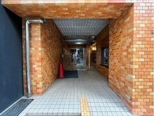 【東京都/港区麻布十番】麻布プレイス アプローチ