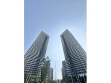 【東京都/中央区晴海】HARUMI FLAG SUN VILLAGE T棟 建築中の外観：右側がSUN VILLAGE T棟、左側がPARK VILLAGE T棟