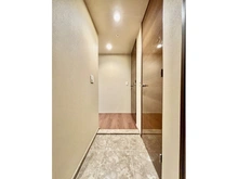 【東京都/品川区上大崎】ブリリアタワーズ目黒 ノースレジデンス 玄関