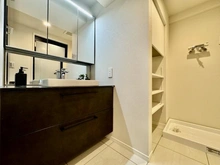 【東京都/港区麻布十番】ライオンズマンション麻布十番南 洗面室