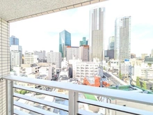 【東京都/港区六本木】クリオラベルヴィ六本木飯倉片町 眺望：約6帖の洋室から