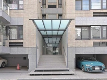 【東京都/港区南麻布】イクシクス麻布十番 エントランス