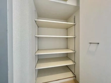 【東京都/港区元麻布】トゥールブランシュ麻布 収納：シューズインクローゼット