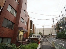 【東京都/港区元麻布】松山ハイツ 前面道路