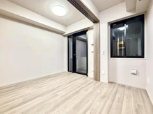 【東京都/中央区銀座】ピアース銀座レジデンス 洋室：左：LDK